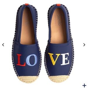 SEA STAR BEACHWEAR NAVY LOVE EMBROIDERY . Size 6